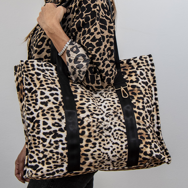 Bolsos grandes animal print